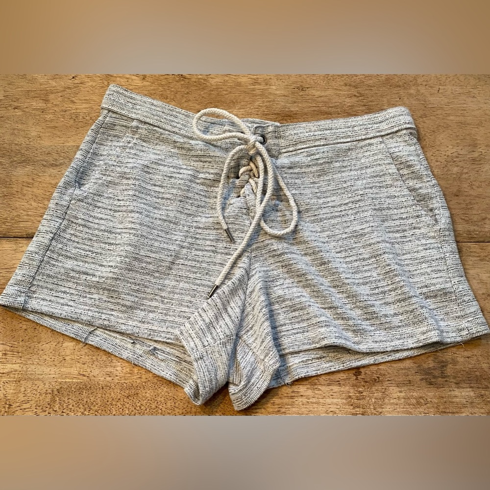 Aerie by AEO Women’s Size‎ Small Poly/Cotton Blend Gray Striated Lace Up Shorts